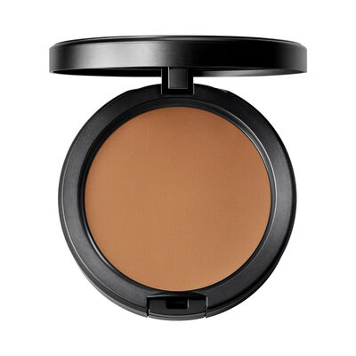 BASE NC47  STUDIO FIX POWDER 